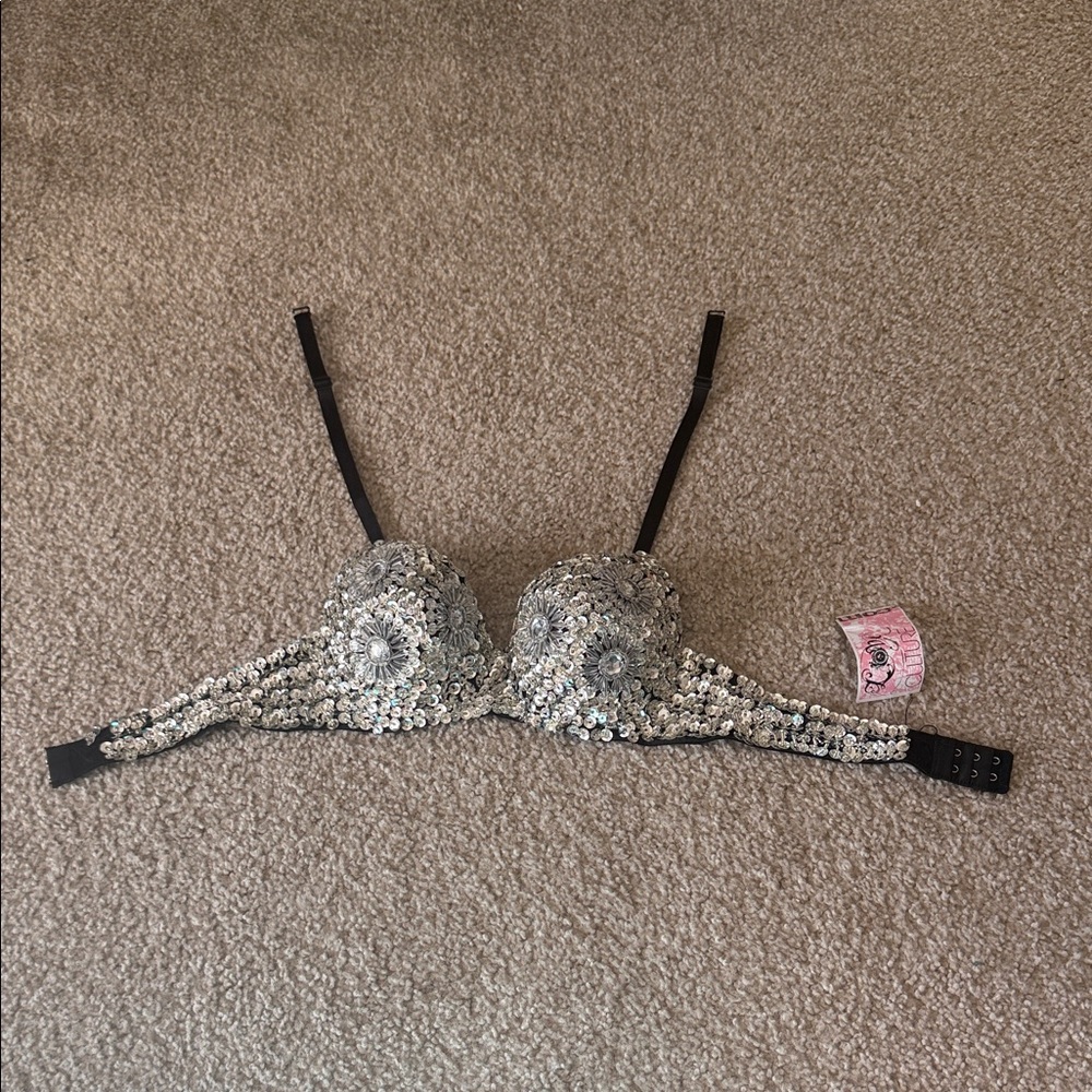 NWT: Love Culture Silver Sequin Bra Size Small